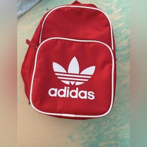 adidas thermal lunchbox like new color red